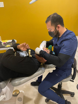 Slider image (9) M&R Dental Studio